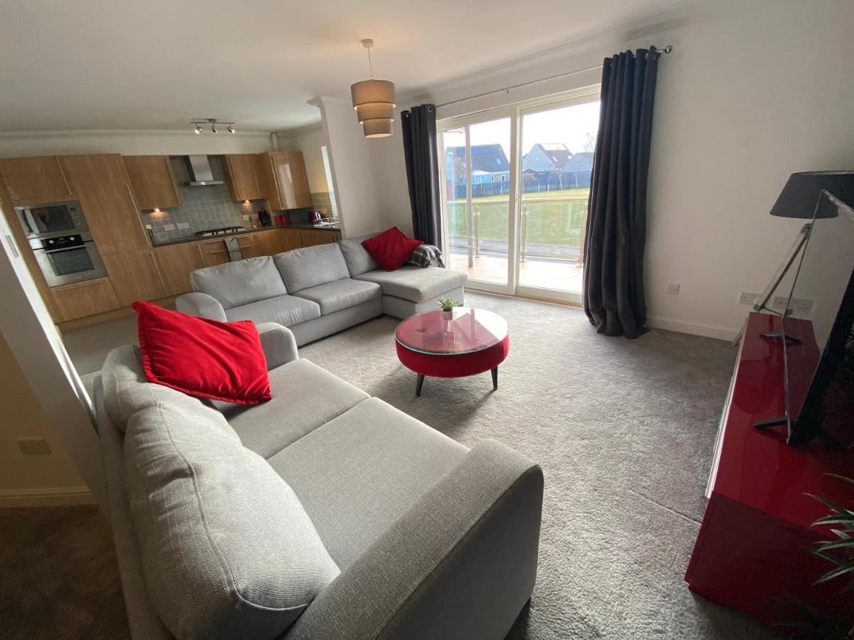 The Duplex Nairn- Spacious 3 Bedroom With Sunny Balcony Exterior photo